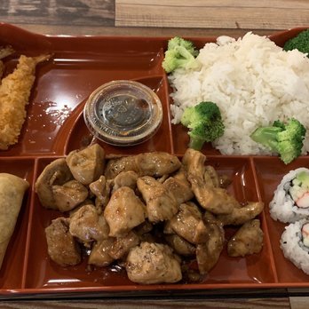 Exotic Sweets - chicken bento box!! - Bubble Tea Near Me - Baton Rouge, Louisiana