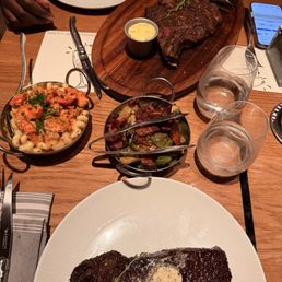 Dinner items 6666 steak ribeye 18oz, Australia Steak 14oz, Mac and cheese lobster and veggie.