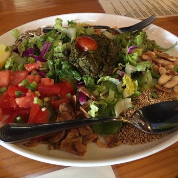 Rangoon Burmese Kitchen - Tea Leaf Salad - Burmese Near Me - Honolulu, Hawaii