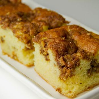 Schwartz Brothers Bakery - Cinnamon Streusel Coffee Cake - Bakeries Near Me - Renton, Washington