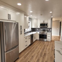 Bondar Brothers Construction - New Kitchen, new appliances, 36" uppers.
Quartz countertops, subway tile.
Boise, ID