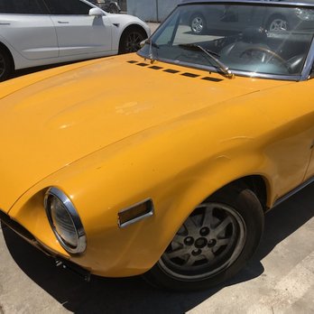 Pacific Auto Body - Before: Cracking and Sun damage - Body Shops Near Me - Gardena, California