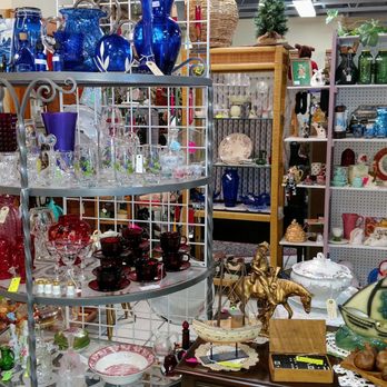 Traditions Antique Mall - Antiques Near Me - Wildwood, Florida Traditions Antique Mall - Antiques Near Me - Wildwood, Florida