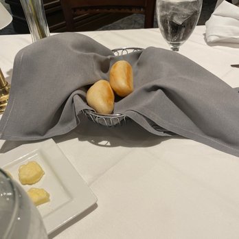 Vincenzo's - Excited for a nice lunch! Yummy bread(complimentary) to start. - Italian Near Me - Louisville, Kentucky Vincenzo's - Excited for a nice lunch! Yummy bread(complimentary) to start. - Italian Near Me - Louisville, Kentucky