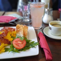 Rodensteiner - Deftig: "Bauerfrühstück". Dünn: "Grapefruitschorle"