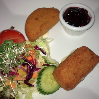 The Pheasant Restaurant - fried brie and merlot sauce - British Near Me - Hillingdon, XGL The Pheasant Restaurant - fried brie and merlot sauce - British Near Me - Hillingdon, XGL