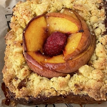 The Burque Bakehouse - Peach crumble - Bakeries Near Me - Albuquerque, New Mexico