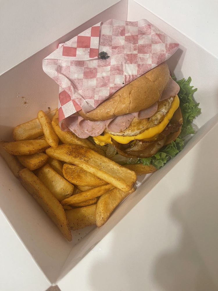 LUMBER JACK BURGER Updated September 2024 39 Photos & 67 Reviews