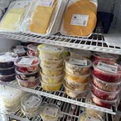 Wilson's Chicken Shack - Desserts and sides