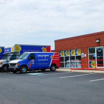 Mini U Storage - Moving Truck Rentals - Self Storage Near Me - Alexandria, Virginia Mini U Storage - Moving Truck Rentals - Self Storage Near Me - Alexandria, Virginia