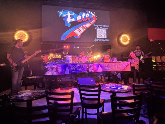 Pete's Dueling Piano Bar by null