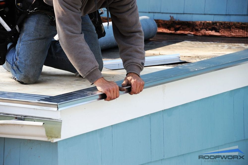 Slide of Roofworx & General Contracting