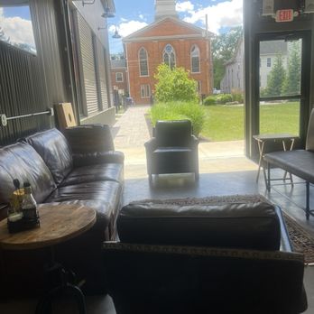 ARTifice Ales & Mead - Outdoor lounge - Brewpubs Near Me - Manheim, Pennsylvania ARTifice Ales & Mead - Outdoor lounge - Brewpubs Near Me - Manheim, Pennsylvania