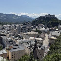 Mönchsbergaufzug - The view
