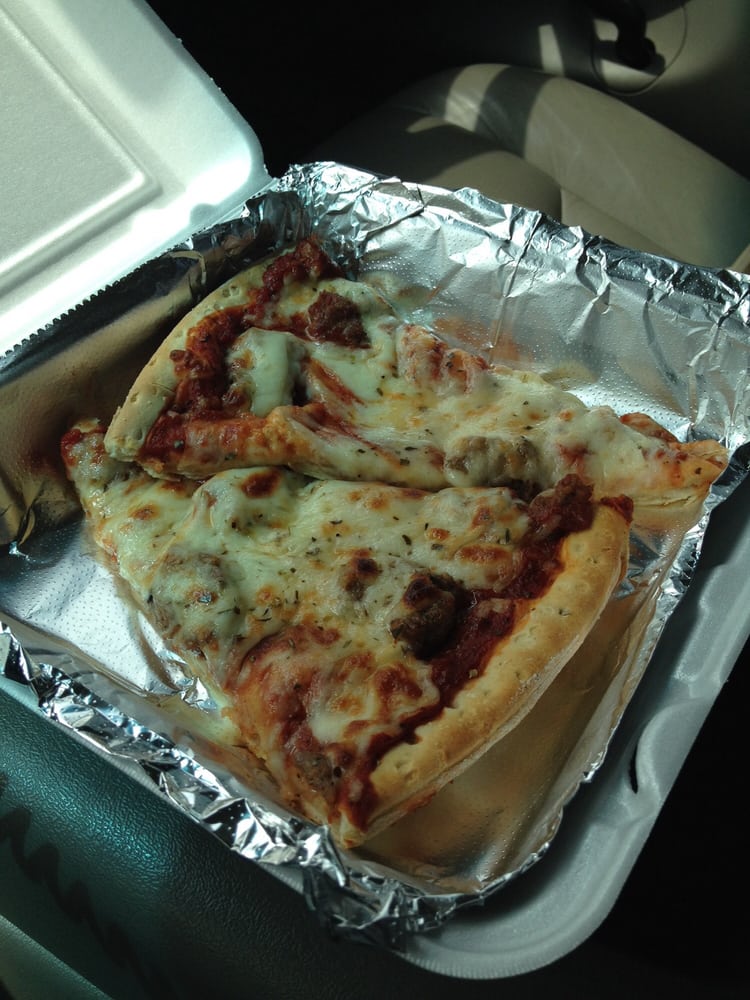 Raceway Pizza Logo