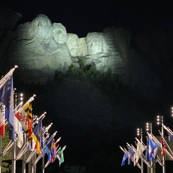 Mount Rushmore National Memorial - Floating in space. . . - Landmarks & Historical Buildings Near Me - Keystone, South Dakota Mount Rushmore National Memorial - Floating in space. . . - Landmarks & Historical Buildings Near Me - Keystone, South Dakota
