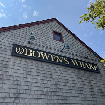 Bowen's Wharf - Shopping Centers Near Me - Newport, Rhode Island