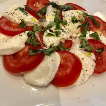 Piccante - Tomato & Mozzarella so fresh! - Italian Near Me - Brooklyn, New York Piccante - Tomato & Mozzarella so fresh! - Italian Near Me - Brooklyn, New York