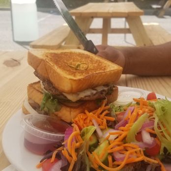 MABELS - Limberjack burger - Ice Cream & Frozen Yogurt Near Me - Powhatan, Virginia