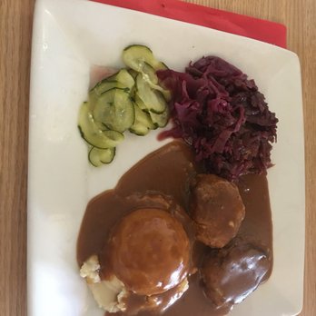 Red Viking Restaurant - Meatballs mashed potatoes and red cabbage - Breakfast & Brunch Near Me - Solvang, California Red Viking Restaurant - Meatballs mashed potatoes and red cabbage - Breakfast & Brunch Near Me - Solvang, California
