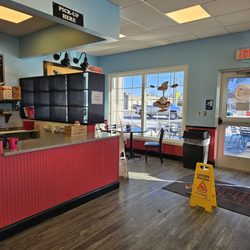 Duck Donuts - View of dining area.