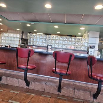 NORMS Restaurant - Front desk - Breakfast & Brunch Near Me - Riverside, California