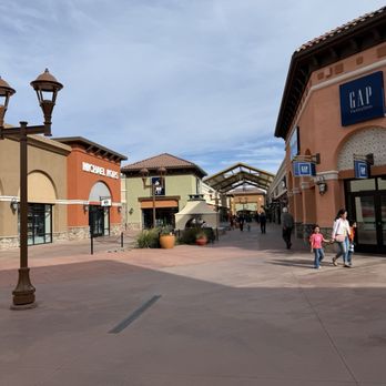 nike outlet el tejon