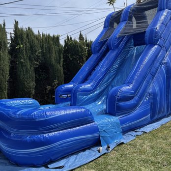 LA Inflatables Rentals - 16 ft water slide was great for the bigger children. - Bounce House Rentals Near Me - Maywood, California LA Inflatables Rentals - 16 ft water slide was great for the bigger children. - Bounce House Rentals Near Me - Maywood, California