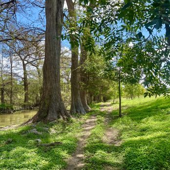 Pioneer River Resort - Walking trails - Campgrounds Near Me - Bandera, Texas Pioneer River Resort - Walking trails - Campgrounds Near Me - Bandera, Texas