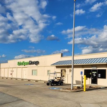 Extra Space Storage - Beauty Image - Self Storage Near Me - Spring, Texas