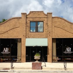 Anna Bananas - Located 128 s.woodland blvd. deland, fl 32720