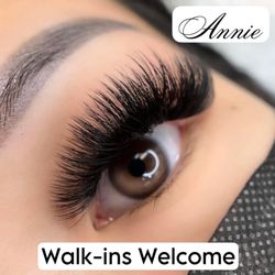 K&V Lash Studio