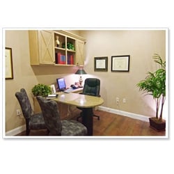 Pearson Facial Plastic Surgery - Dr. Pearson's Patient Consultation Room