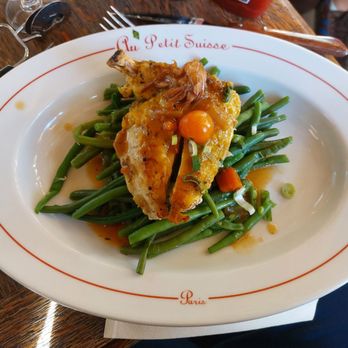 Au Petit Suisse - Chicken Supreme - Brasseries Near Me - Paris, 75 Au Petit Suisse - Chicken Supreme - Brasseries Near Me - Paris, 75