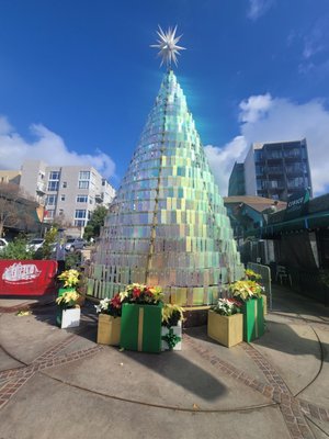 Piazza Basilone by null