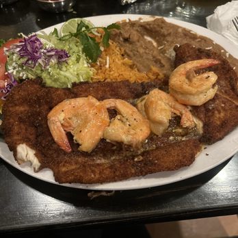 El Jardin - Dry chicken. Supposed to have sauce on it. Ridiculous. - Mexican Near Me - Manteca, California El Jardin - Dry chicken. Supposed to have sauce on it. Ridiculous. - Mexican Near Me - Manteca, California