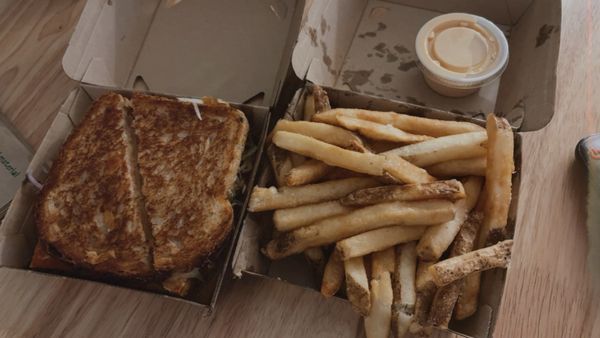 Roxy's Grilled Cheese & Burgers - Central Square, Cambridge by null