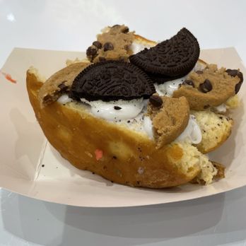 Yonutz - Cookies and cream signature smashed donut - Ice Cream & Frozen Yogurt Near Me - Sandy, Utah Yonutz - Cookies and cream signature smashed donut - Ice Cream & Frozen Yogurt Near Me - Sandy, Utah