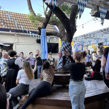 Ludwig's Biergarten - Oktoberfest - German Near Me - Mountain View, California