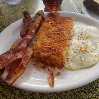 The Chef's Hut - Eggs, bacon, hashbrowns - Breakfast & Brunch Near Me - Boise, Idaho