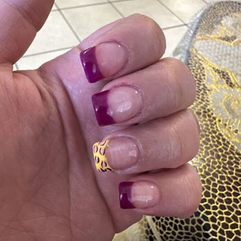 Golden Nails - Nail Salons Near Me - Placerville, California Golden Nails - Nail Salons Near Me - Placerville, California