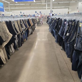 2nd Ave - Men's Selection - Thrift Stores Near Me - Willow Grove, Pennsylvania