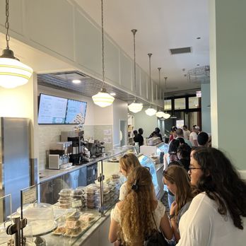 Magnolia Bakery - Interior line - Bakeries Near Me - Chicago, Illinois Magnolia Bakery - Interior line - Bakeries Near Me - Chicago, Illinois