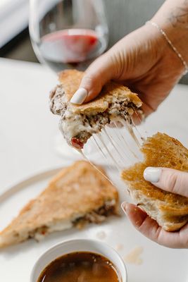 Colony Wine Merchant by null