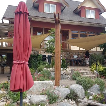 River Stone Estate Winery - Outdoor tasting area - Wineries Near Me - Oliver, British Columbia River Stone Estate Winery - Outdoor tasting area - Wineries Near Me - Oliver, British Columbia