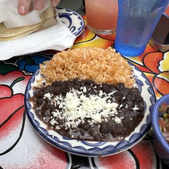La Palapa - Sides for fajitas - Breakfast & Brunch Near Me - New York, New York La Palapa - Sides for fajitas - Breakfast & Brunch Near Me - New York, New York