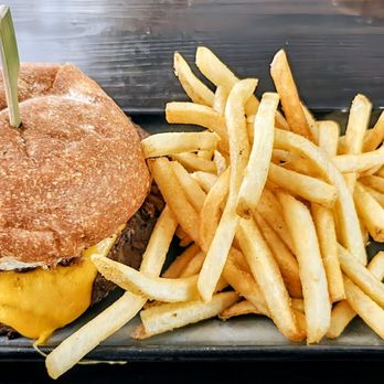 Frolik Kitchen + Cocktails - Motif Burger - New American Near Me - Seattle, Washington