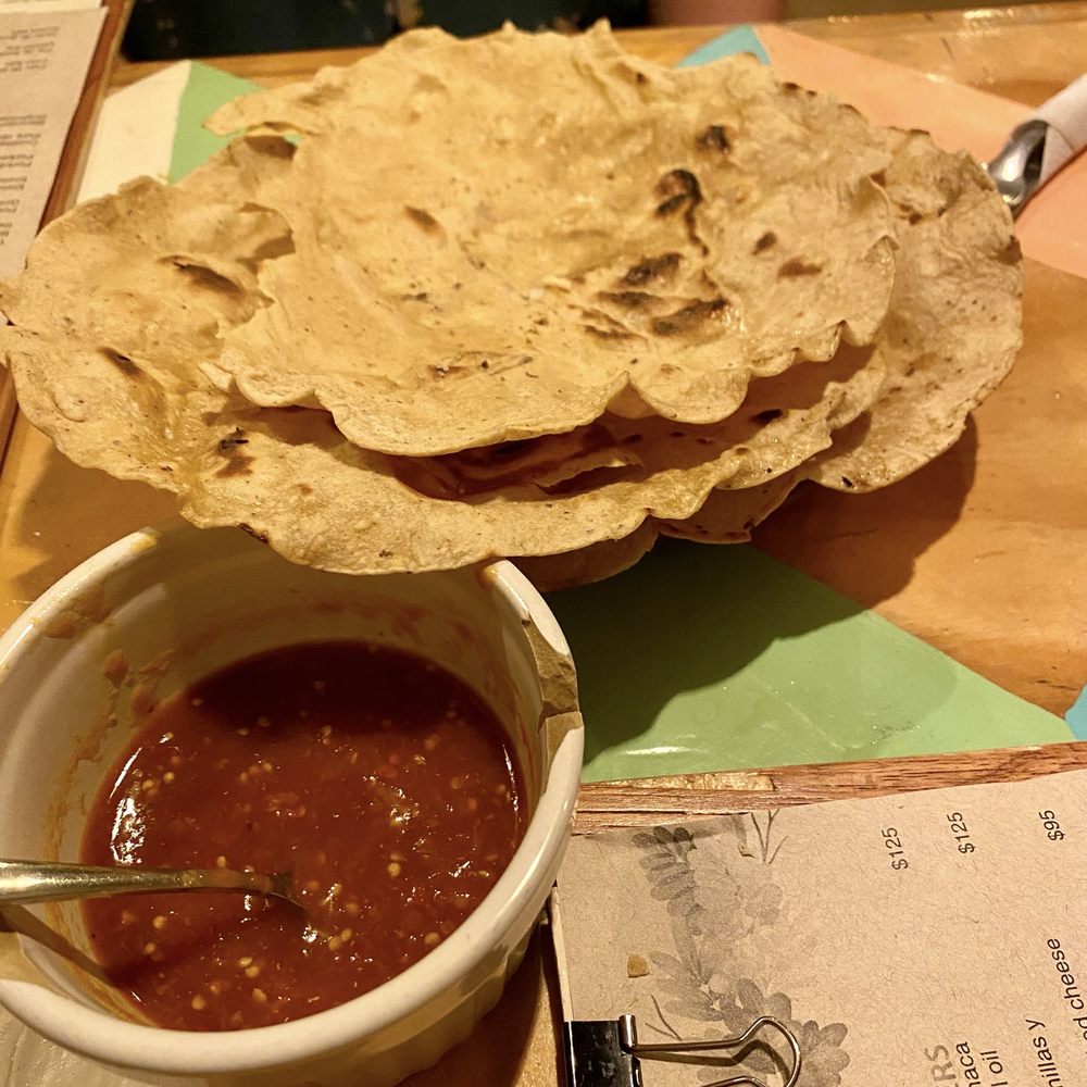 Casa Taviche - Chips and salsa - Mexican Near Me - Oaxaca, OAX Casa Taviche - Chips and salsa - Mexican Near Me - Oaxaca, OAX