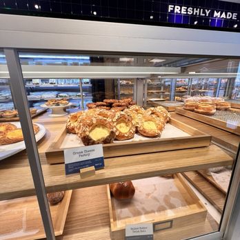 Paris Baguette - Bakeries Near Me - Midvale, Utah Paris Baguette - Bakeries Near Me - Midvale, Utah