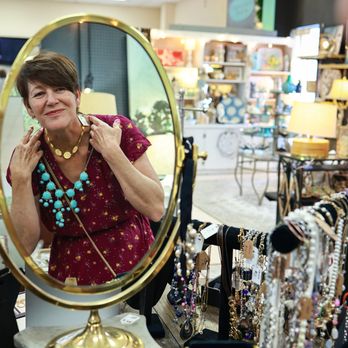 GraceWorks Ministries - Thrift Store - Food Banks Near Me - Franklin, Tennessee